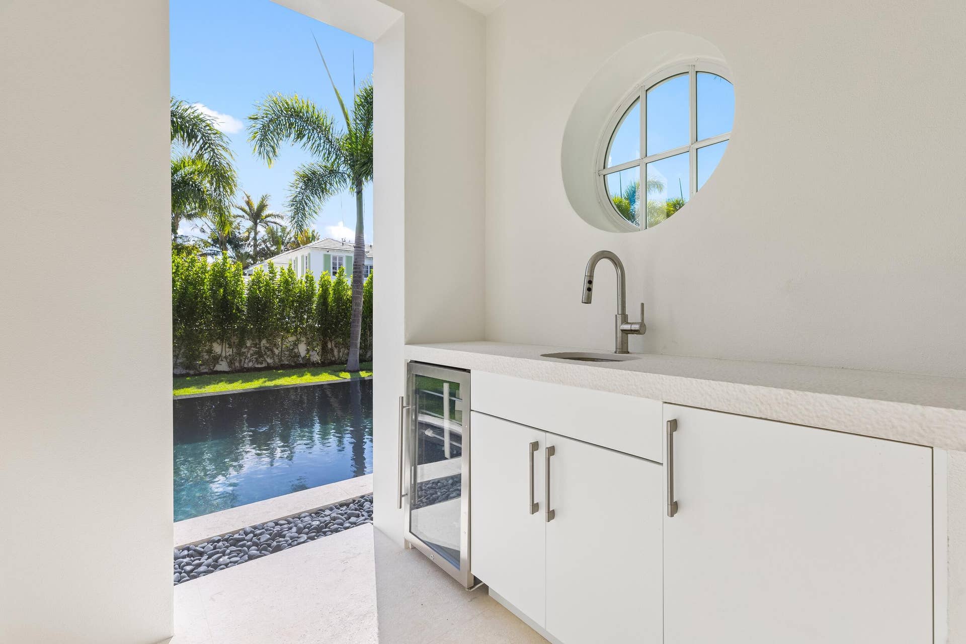 301 Plantation Road, Palm Beach, FL 33480 Cabana Wet Bar to Pool