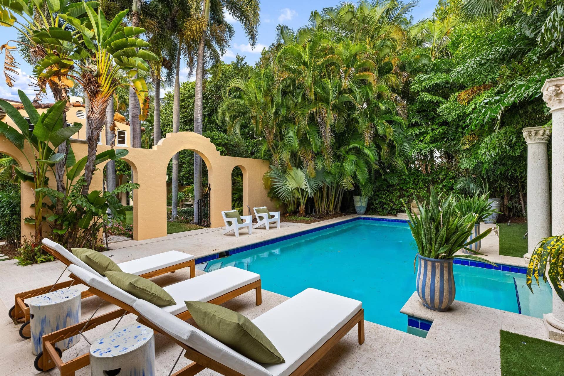 124 Brazilian Avenue, Palm Beach, FL 33480 Pool
