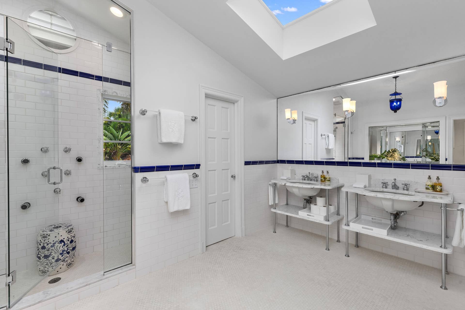 124 Brazilian Avenue, Palm Beach, FL 33480 Primary Suite Bath