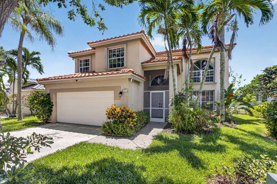 Property photo for 4060 SEA GRAPE Circle, Delray Beach, FL