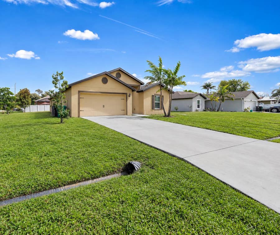 Property photo for 1597 SW LEISURE Lane, Port St Lucie, FL