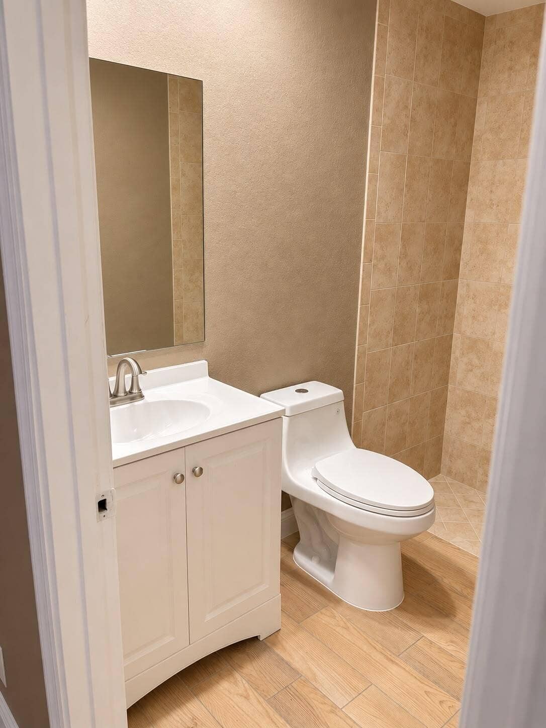 171 SE 3RD Street, #B, Deerfield Beach, FL 33441 Master bathroom