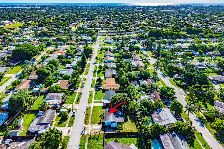 Property photo for 1446 W Jennings Street, Lantana, FL