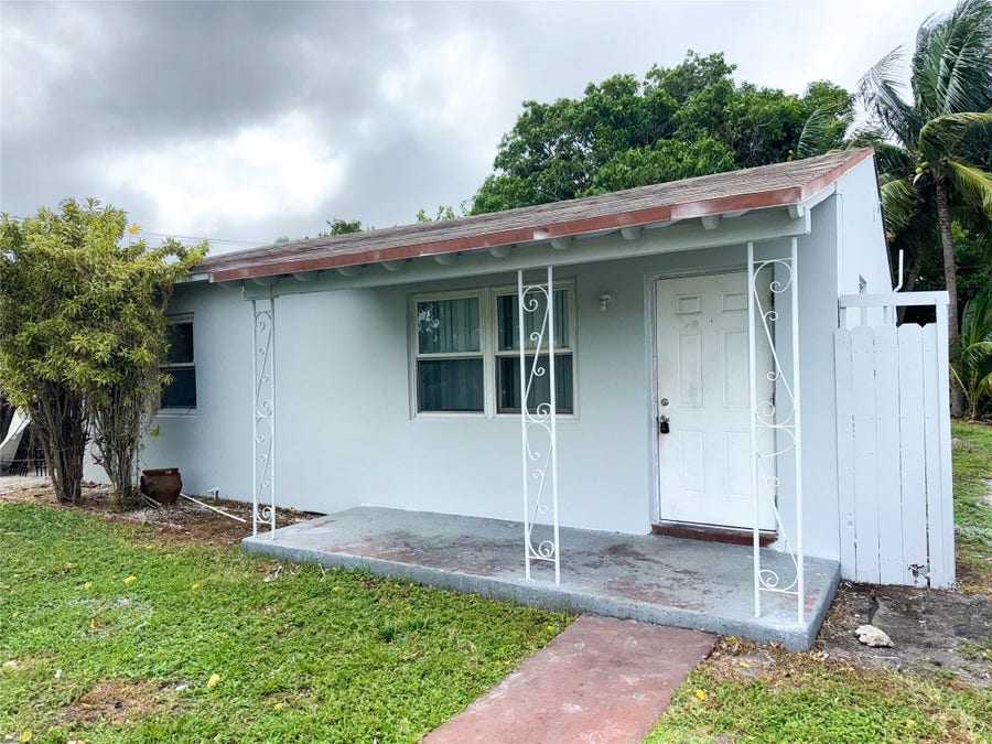 Property photo for 1405 NW 6TH Avenue, Fort Lauderdale, FL