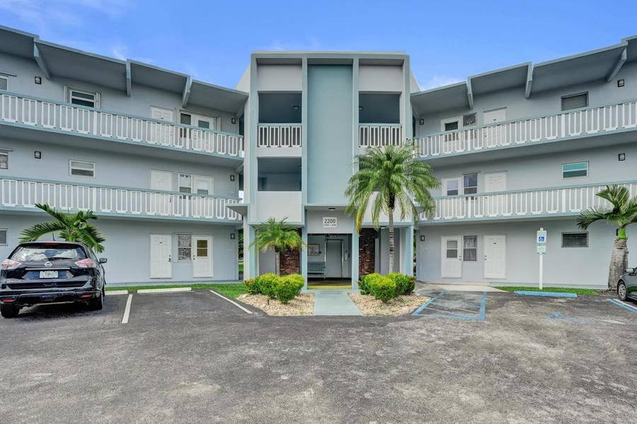 Property photo for 2200 Park Lane, #Unit 111, Hollywood, FL