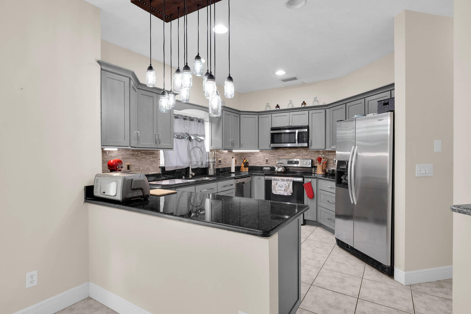 2728 SERENITY Circle S, Fort Pierce, FL 34981 Kitchen