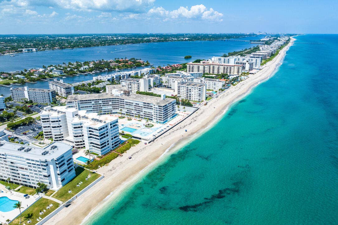 3560 S OCEAN Boulevard, #404, Palm Beach, South Palm Beach, FL 33480 4E00188A-190C-4059-80A8-26E9D4198F47_1_1