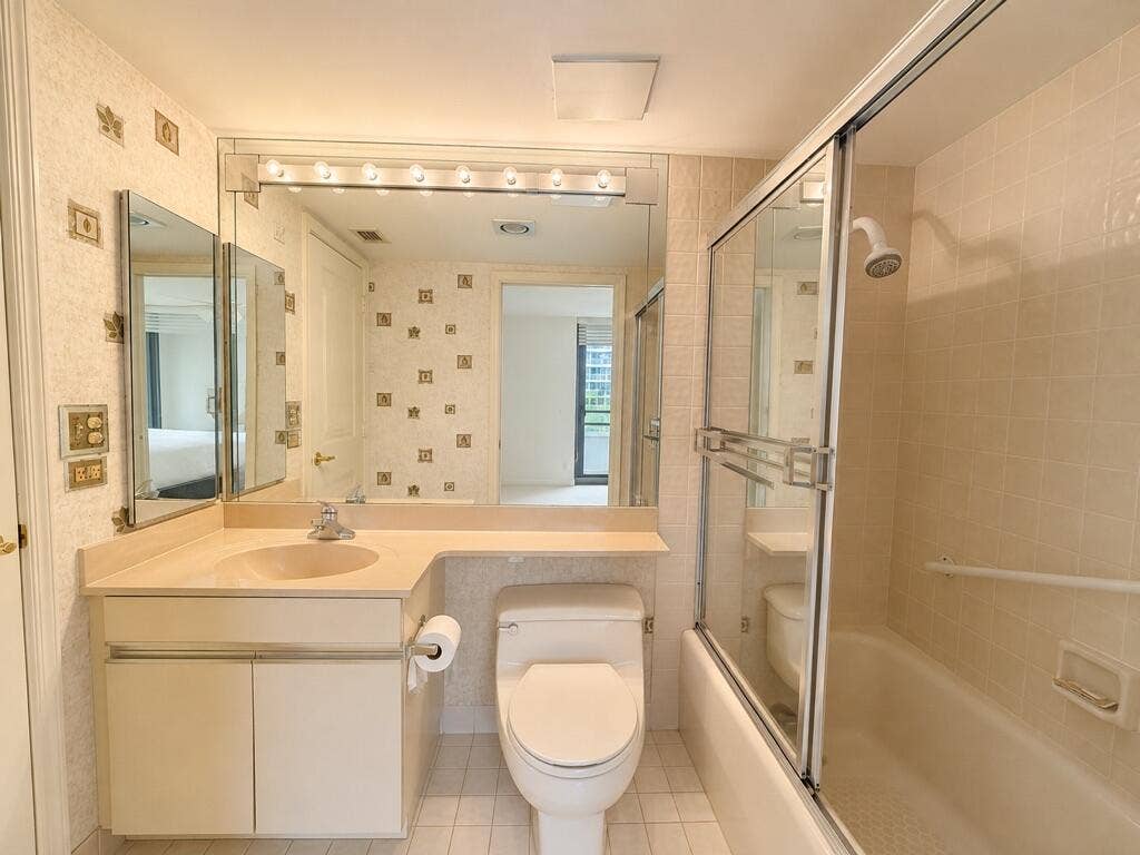 3560 S OCEAN Boulevard, #404, Palm Beach, South Palm Beach, FL 33480 7E510F45-0EC3-41C7-98A0-5365E5EDDEF2_1_1