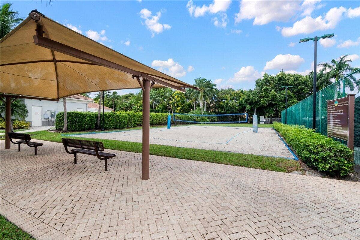 7108 HAWKS NEST Terrace, Riviera Beach, FL 33407 56-JLC_1888