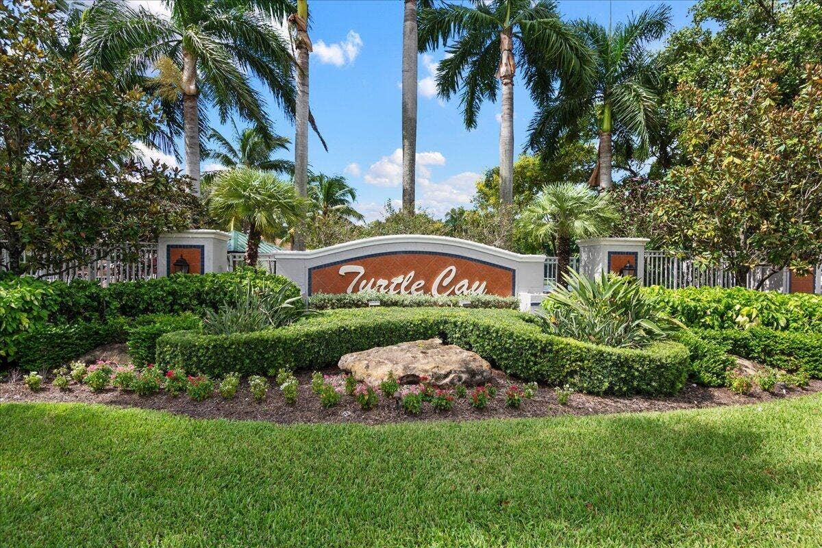 7108 HAWKS NEST Terrace, Riviera Beach, FL 33407 47-JLC_1905