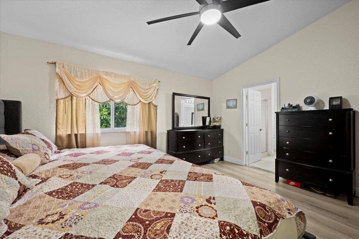 7108 HAWKS NEST Terrace, Riviera Beach, FL 33407 24-LUX_3944
