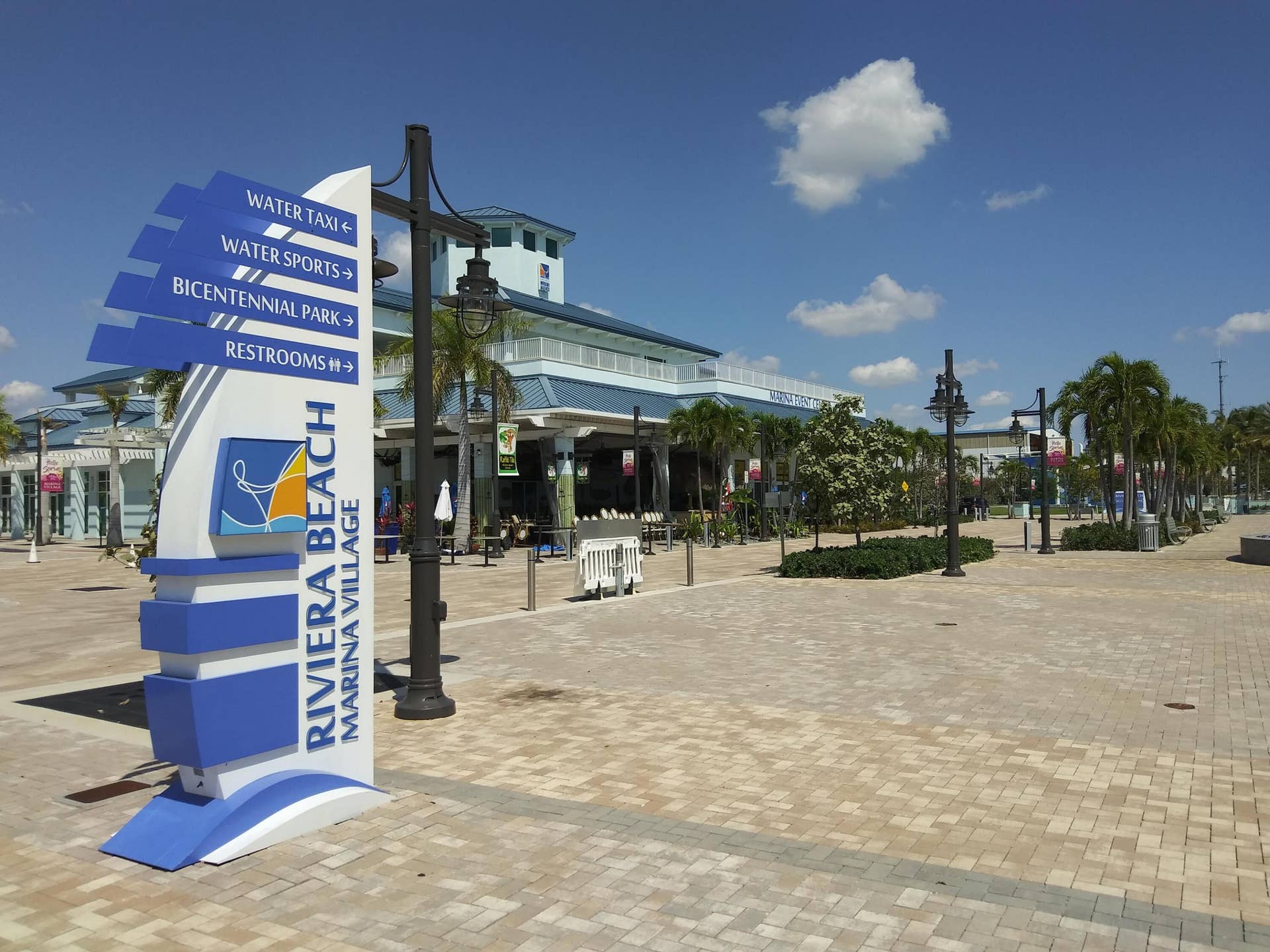 2650 LAKE SHORE Drive, #101, Riviera Beach, FL 33404 shutterstock_1695956905