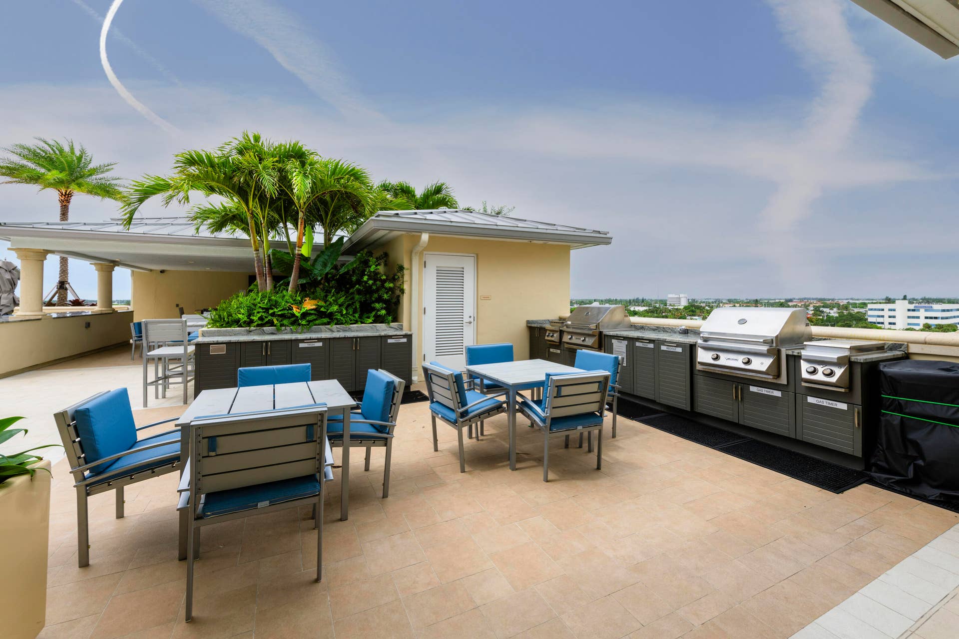 2650 LAKE SHORE Drive, #101, Riviera Beach, FL 33404 DSC_0771