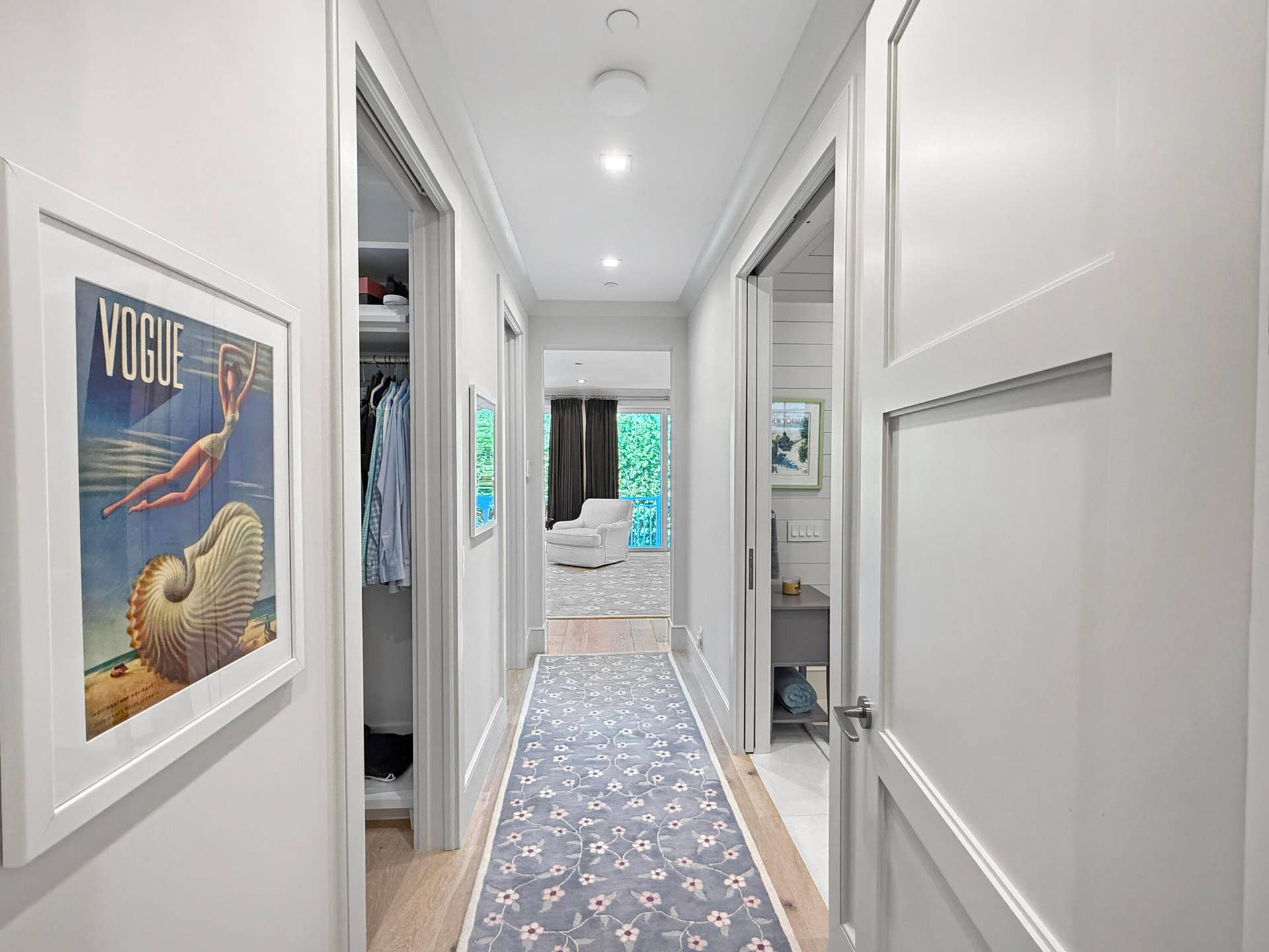 Master bedroom walkway
