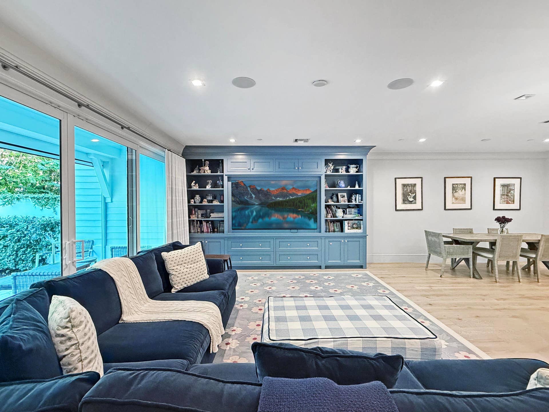 Living room #4