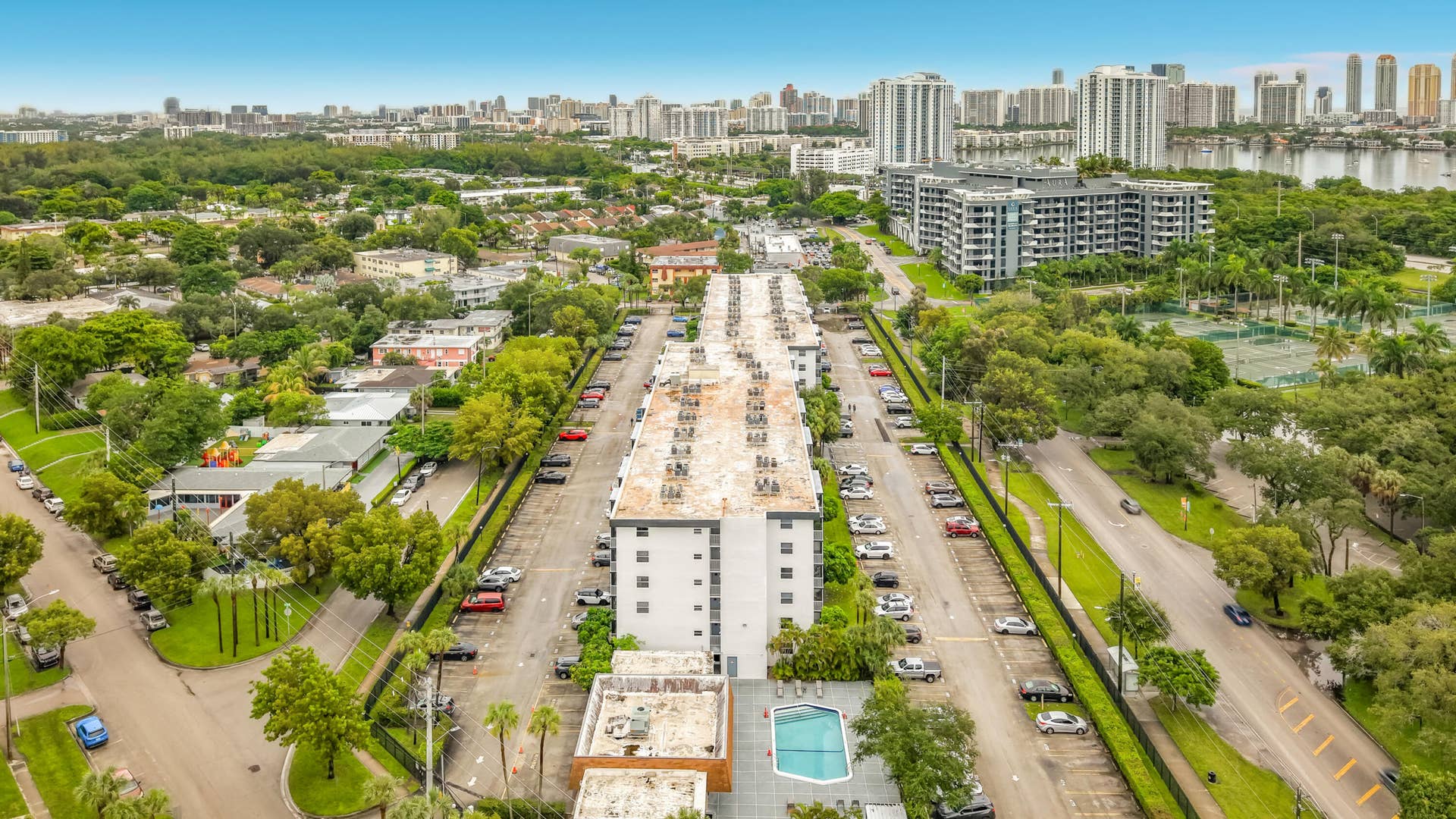 16851 NE 23RD Avenue, #A608, North Miami Beach, FL 33160 16851 NE 23rd Avenue #A608-33
