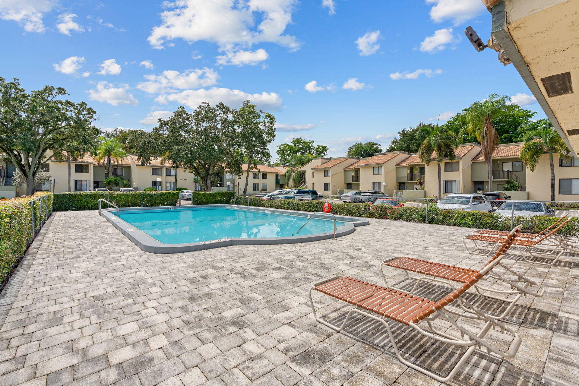 9592 SW 1st Court, #13-F, Coral Springs, FL 33071 Community Pool