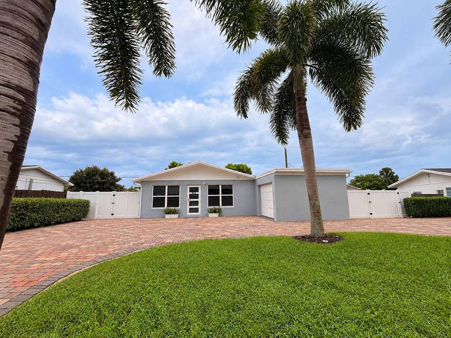 Property photo for 872 HARTH Drive, West Palm Beach, FL