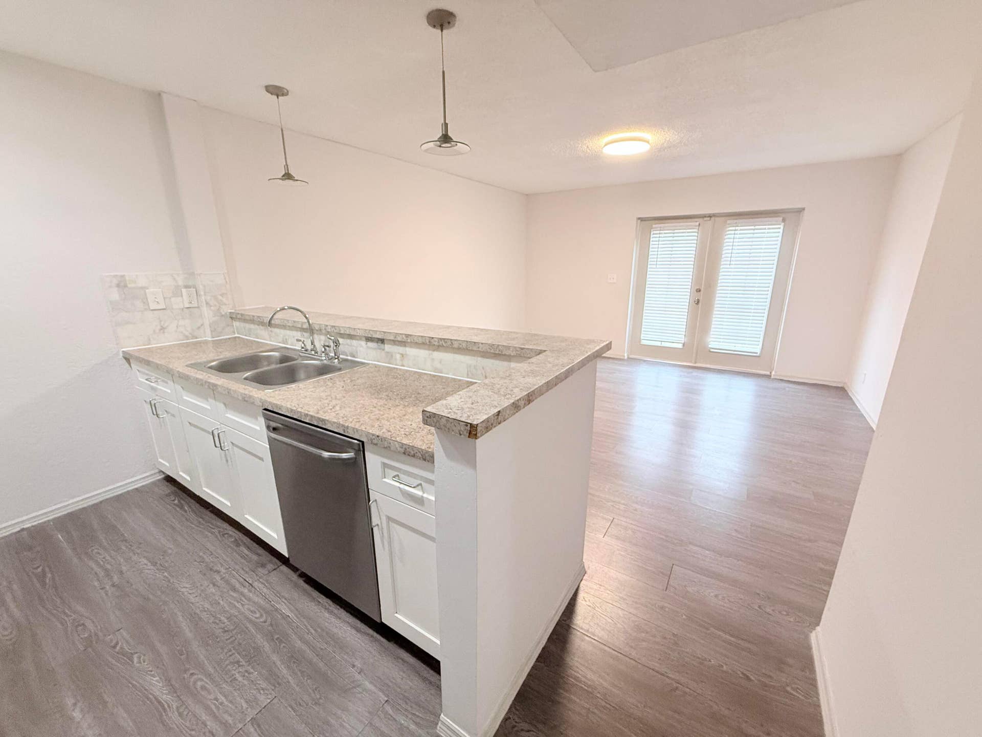 2117 E Bond Drive, #1, West Palm Beach, West Palm Beach, FL 33415 IMG_0693