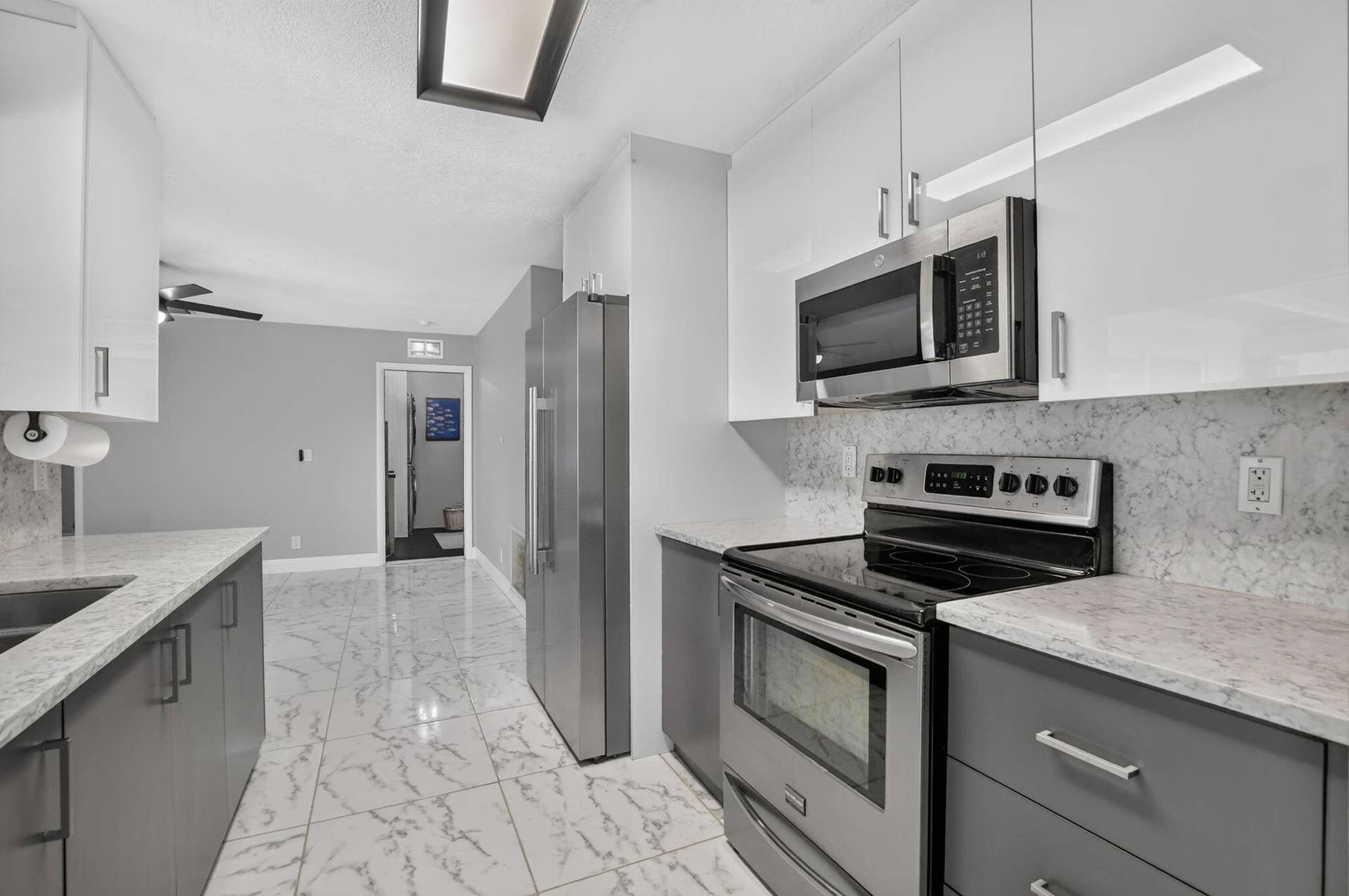 214 NE 25th Street, Boca Raton, FL 33431 Kitchen