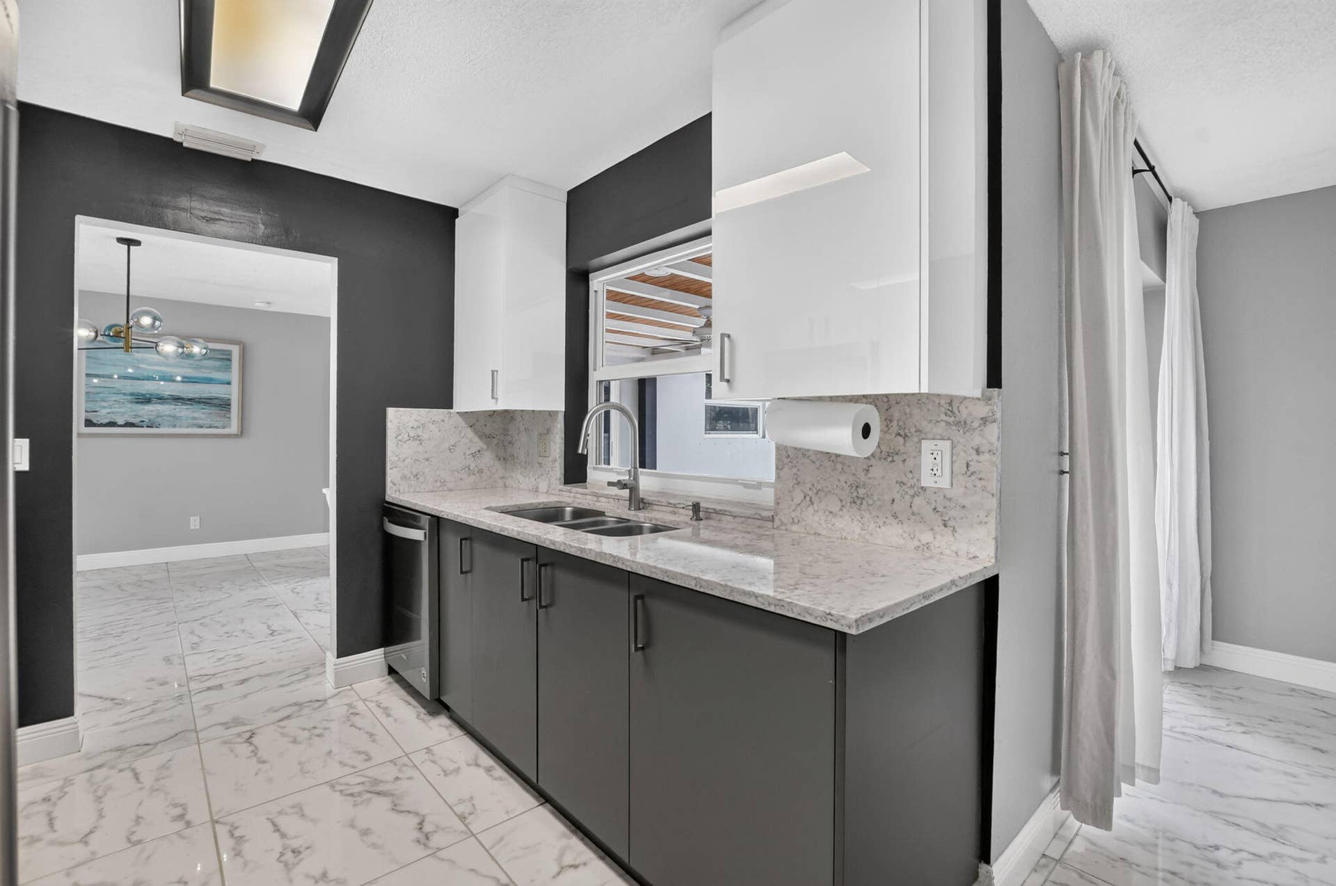 214 NE 25th Street, Boca Raton, FL 33431 Kitchen