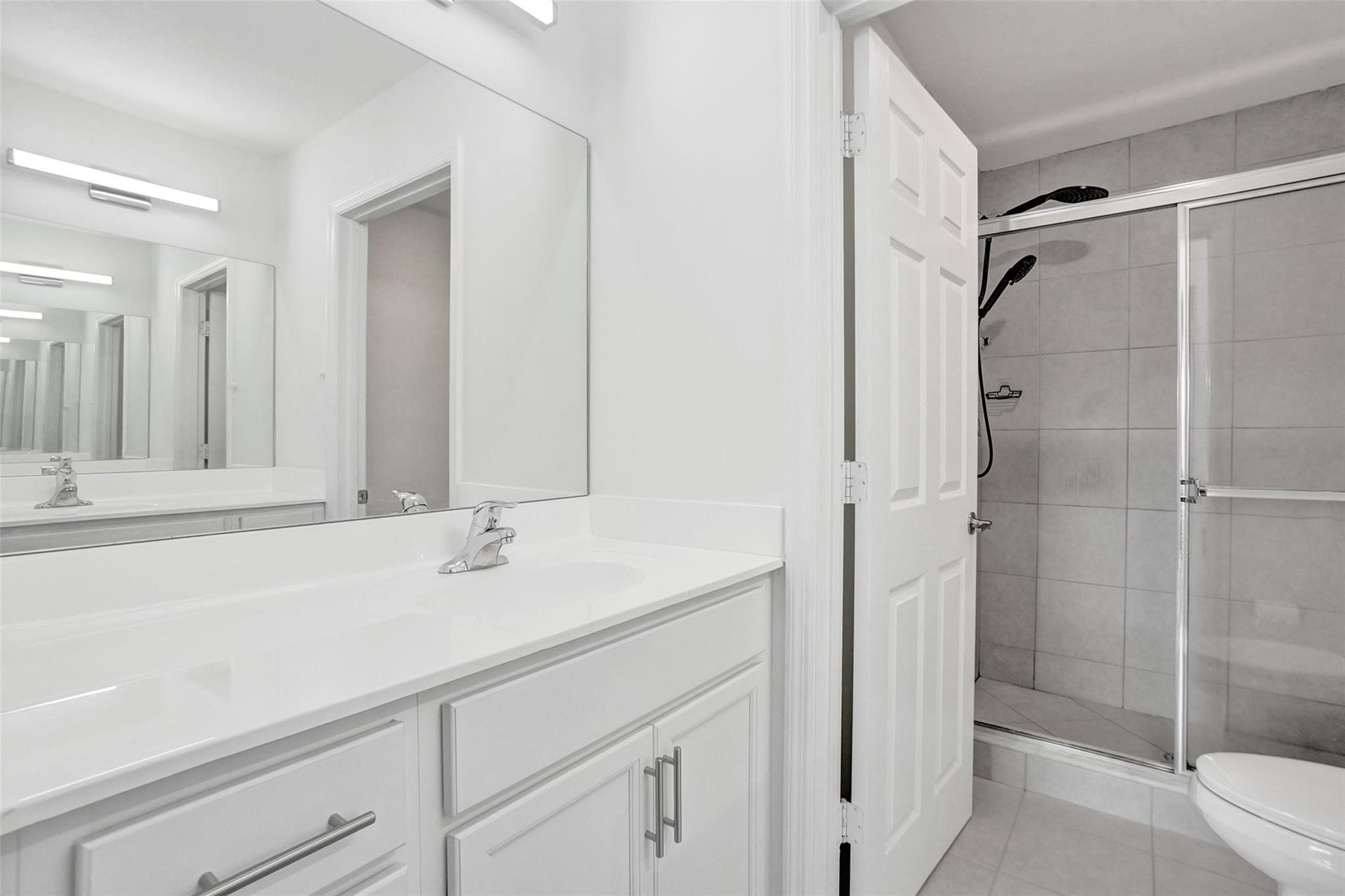 4748 SW 63rd Terrace, Davie, FL 33314 Master Bath