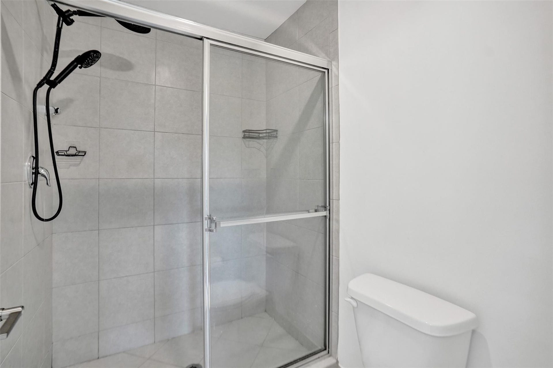 4748 SW 63rd Terrace, Davie, FL 33314 Master Bath