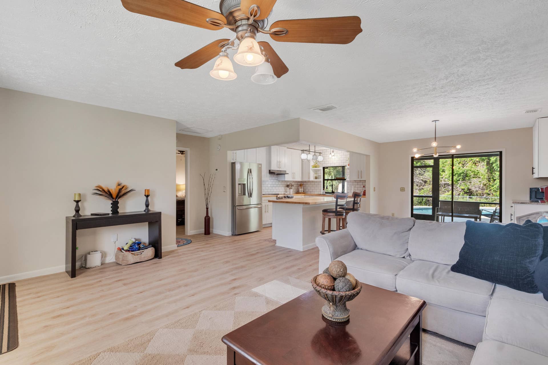 5717 BIRCH Drive, Fort Pierce, FL 34982 4