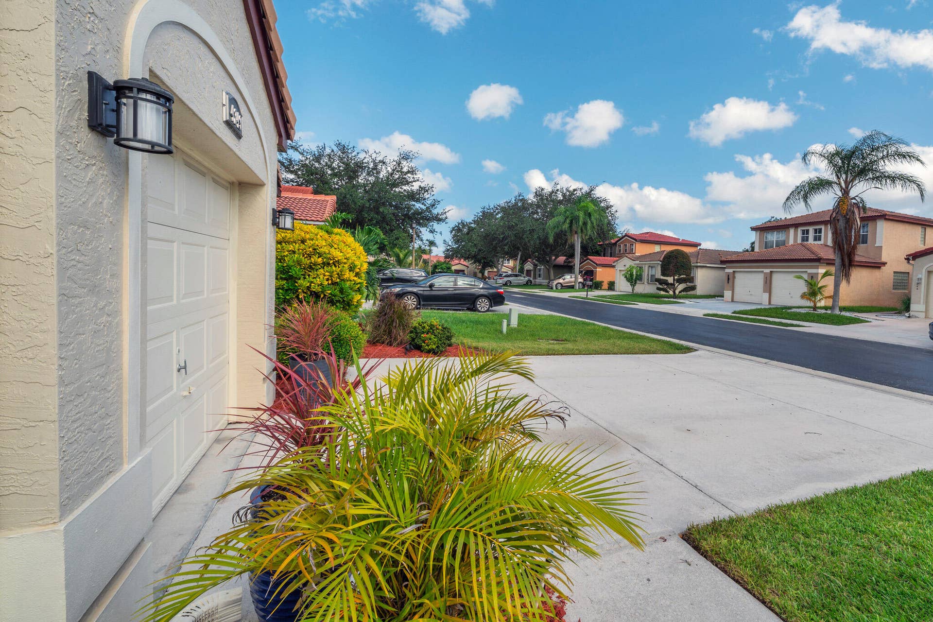25 Driveway