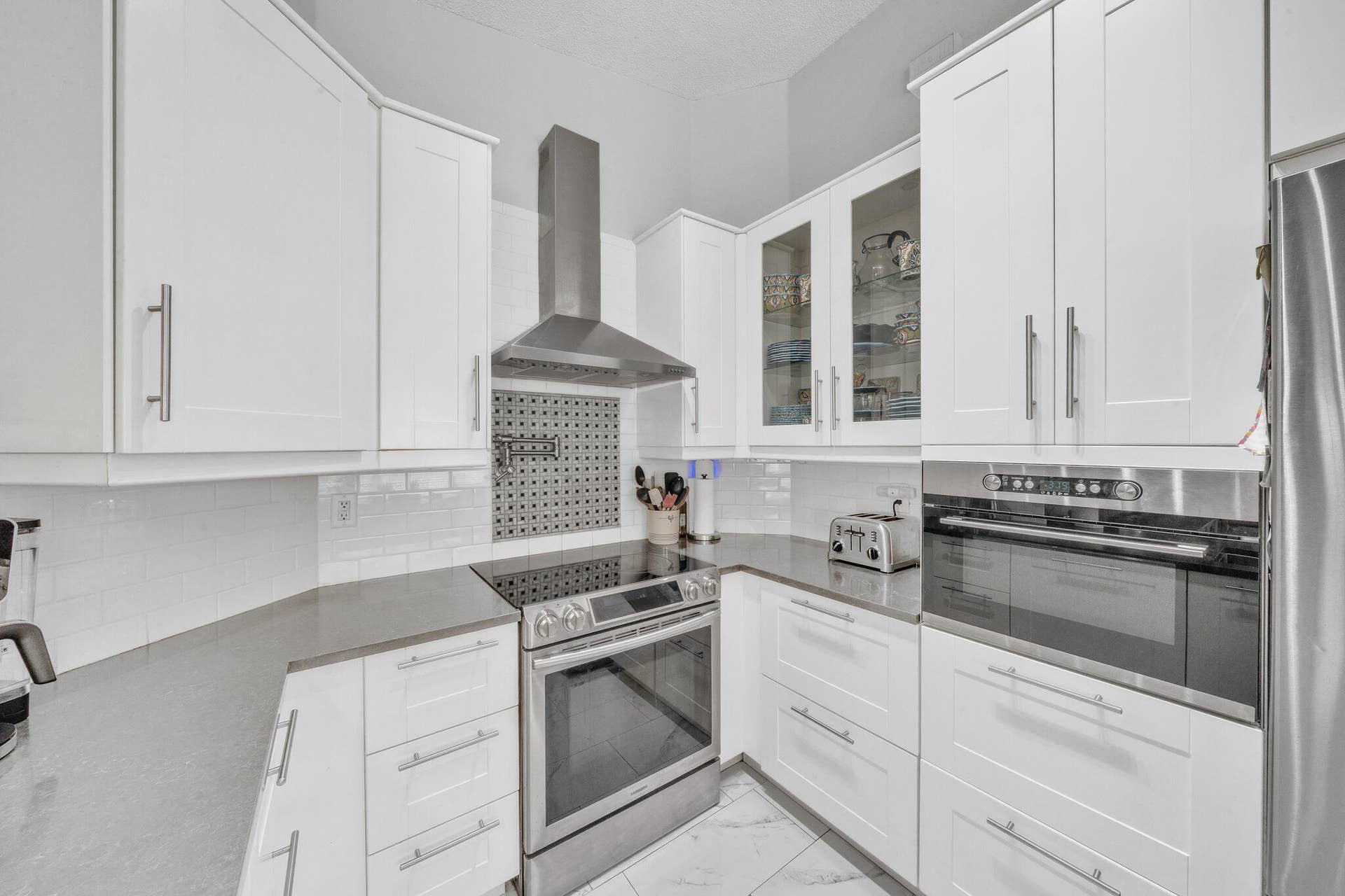 6 Kitchen (4)