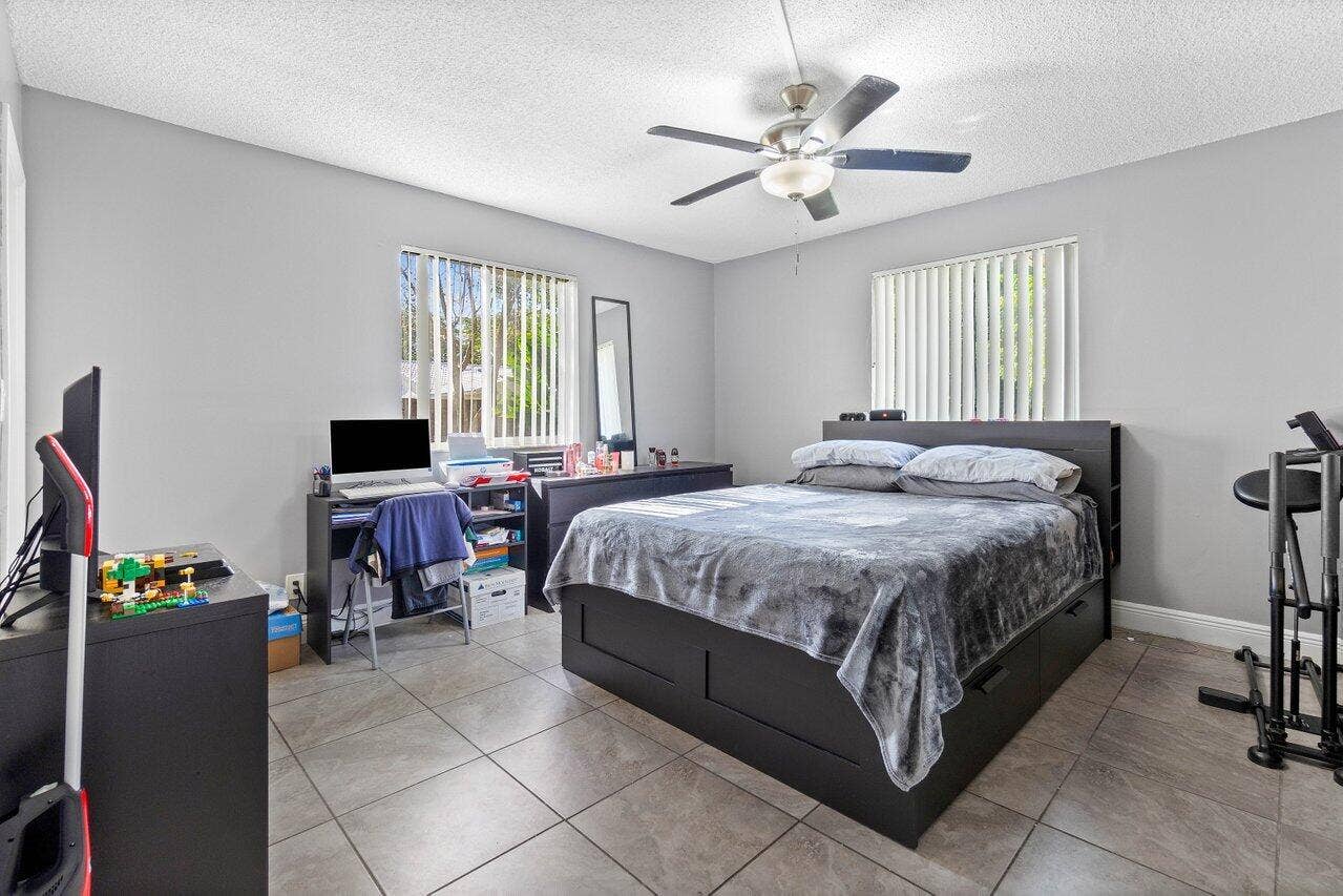 1831-1837 NW 94th Avenue, Coral Springs, FL 33071 25