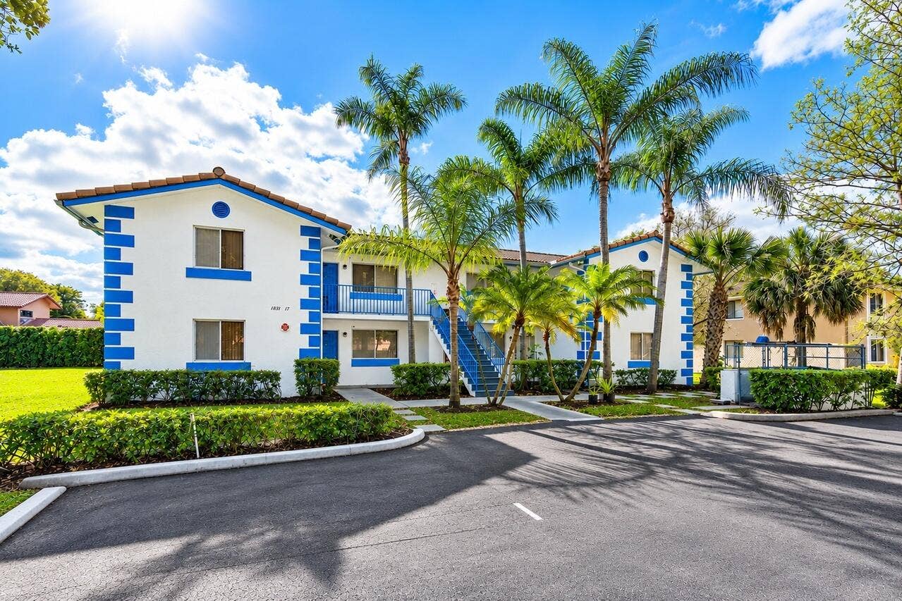 1831-1837 NW 94th Avenue, Coral Springs, FL 33071 2