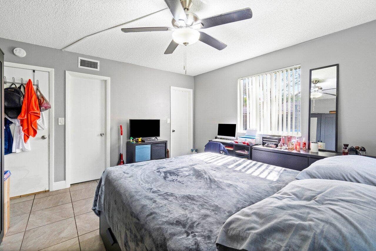 1831-1837 NW 94th Avenue, Coral Springs, FL 33071 26