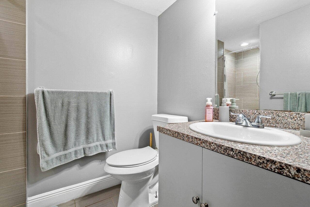 1831-1837 NW 94th Avenue, Coral Springs, FL 33071 27