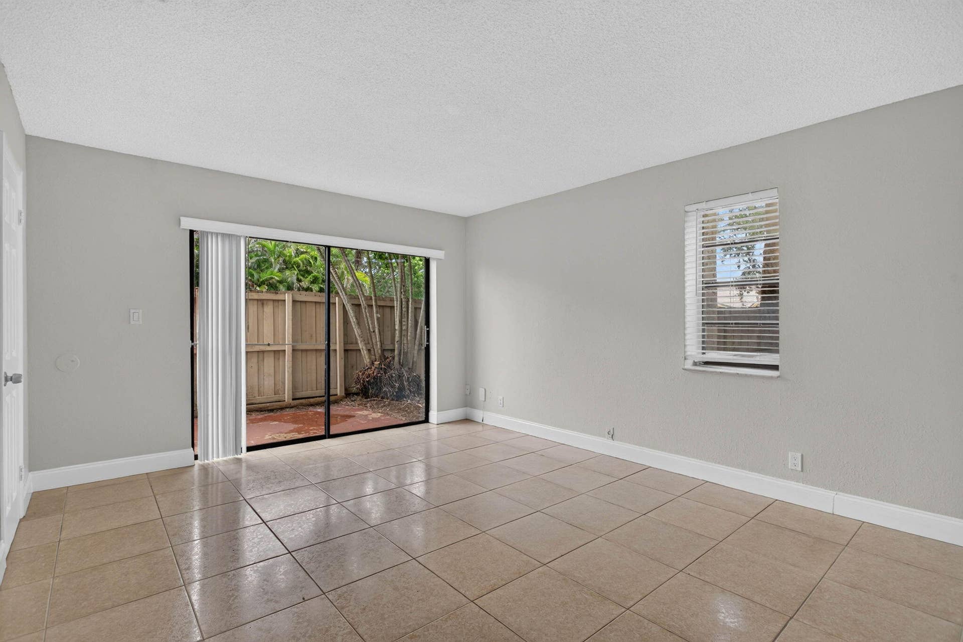 14-web-or-mls-3760-14