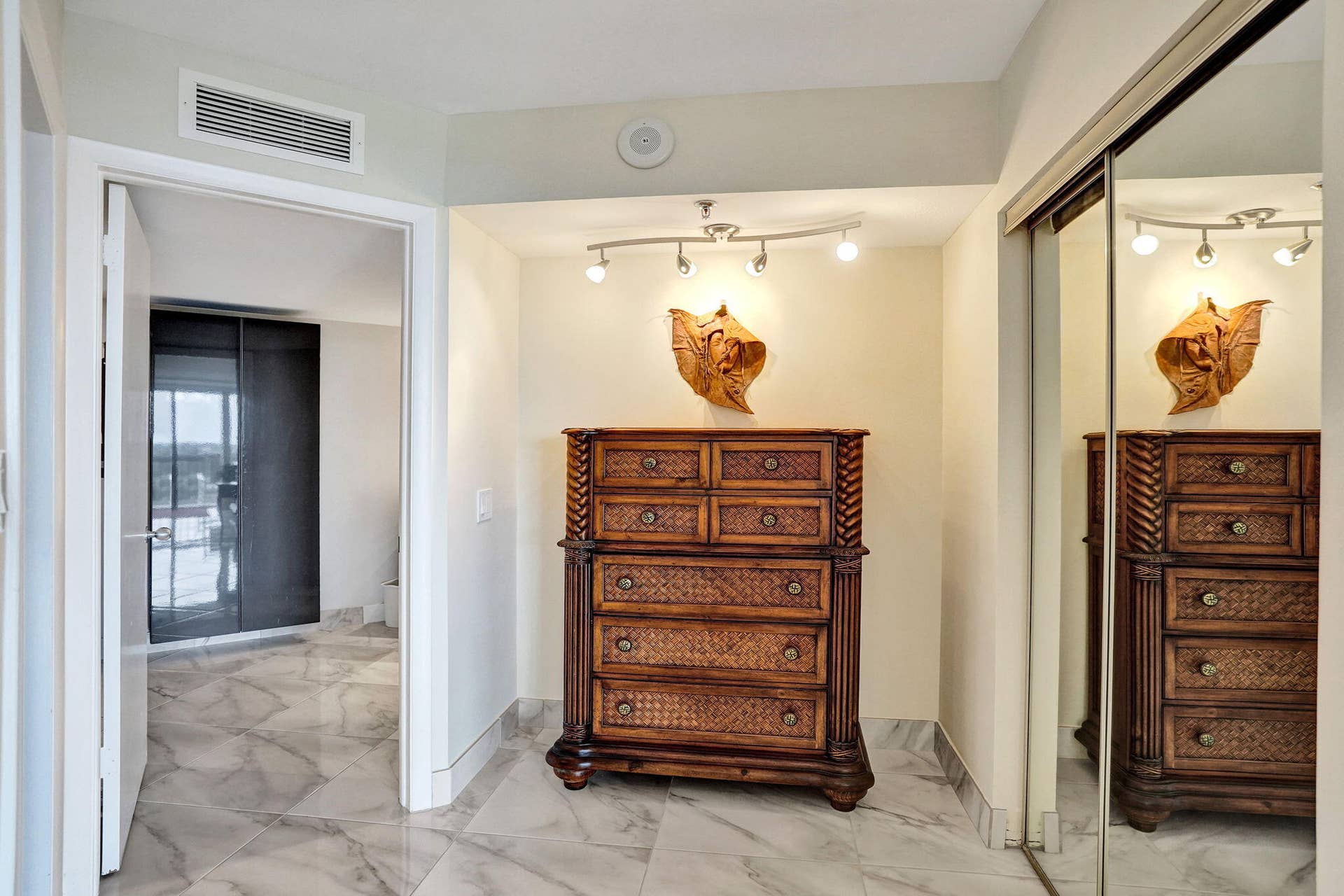 Primary-suite dressing area
