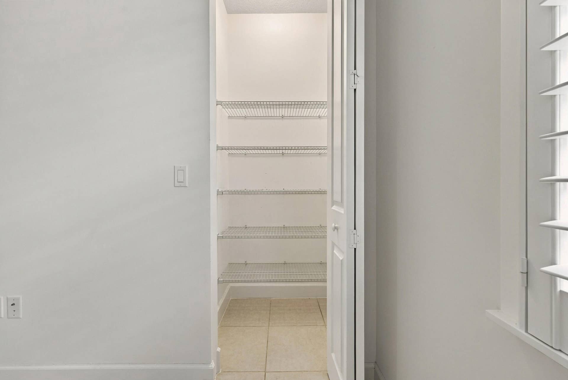 Bedroom #3/Den closet