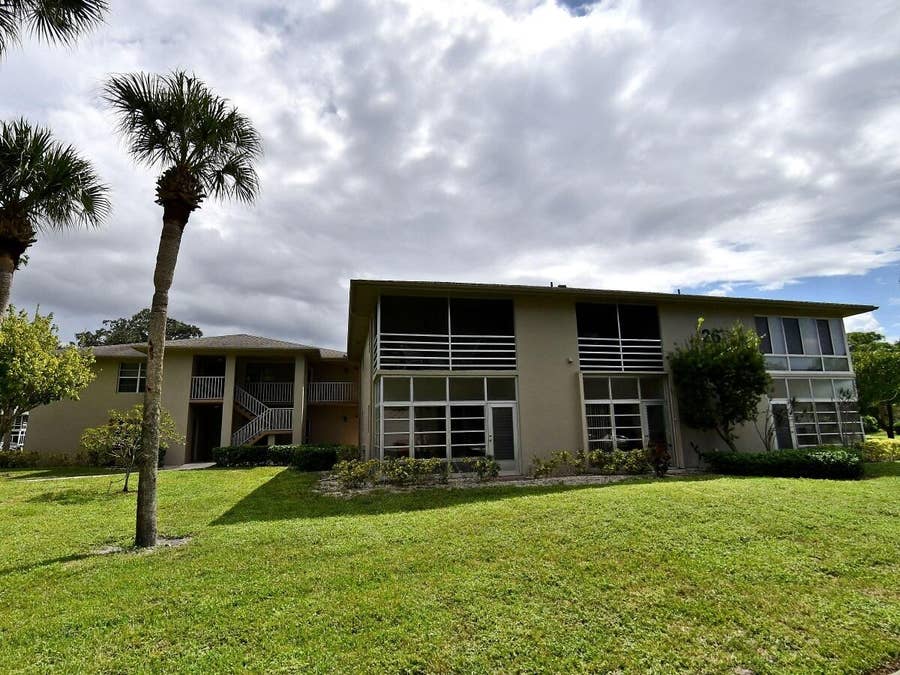 Property photo for 26 Lake Vista Trail, #105, Port St Lucie, FL