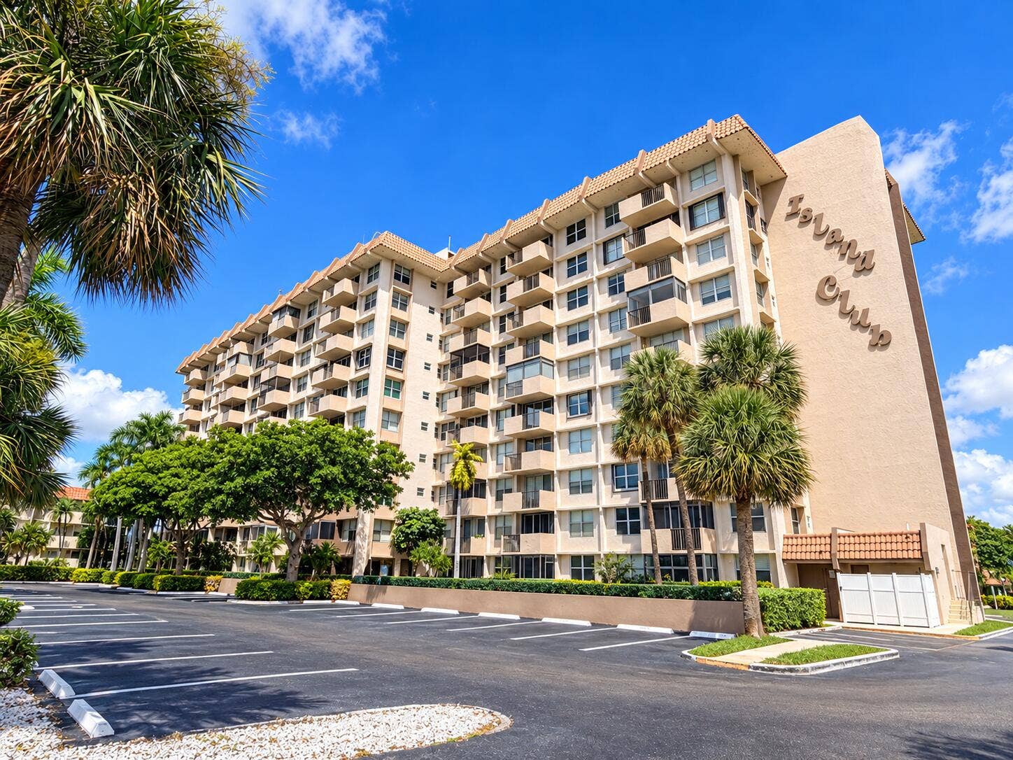 777 S Federal Highway, #RP407, Pompano Beach, FL 33062 Island Club Two
