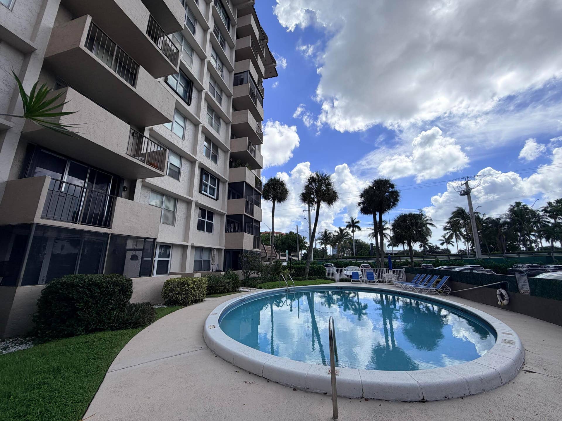 777 S Federal Highway, #RP407, Pompano Beach, FL 33062 Second Pool