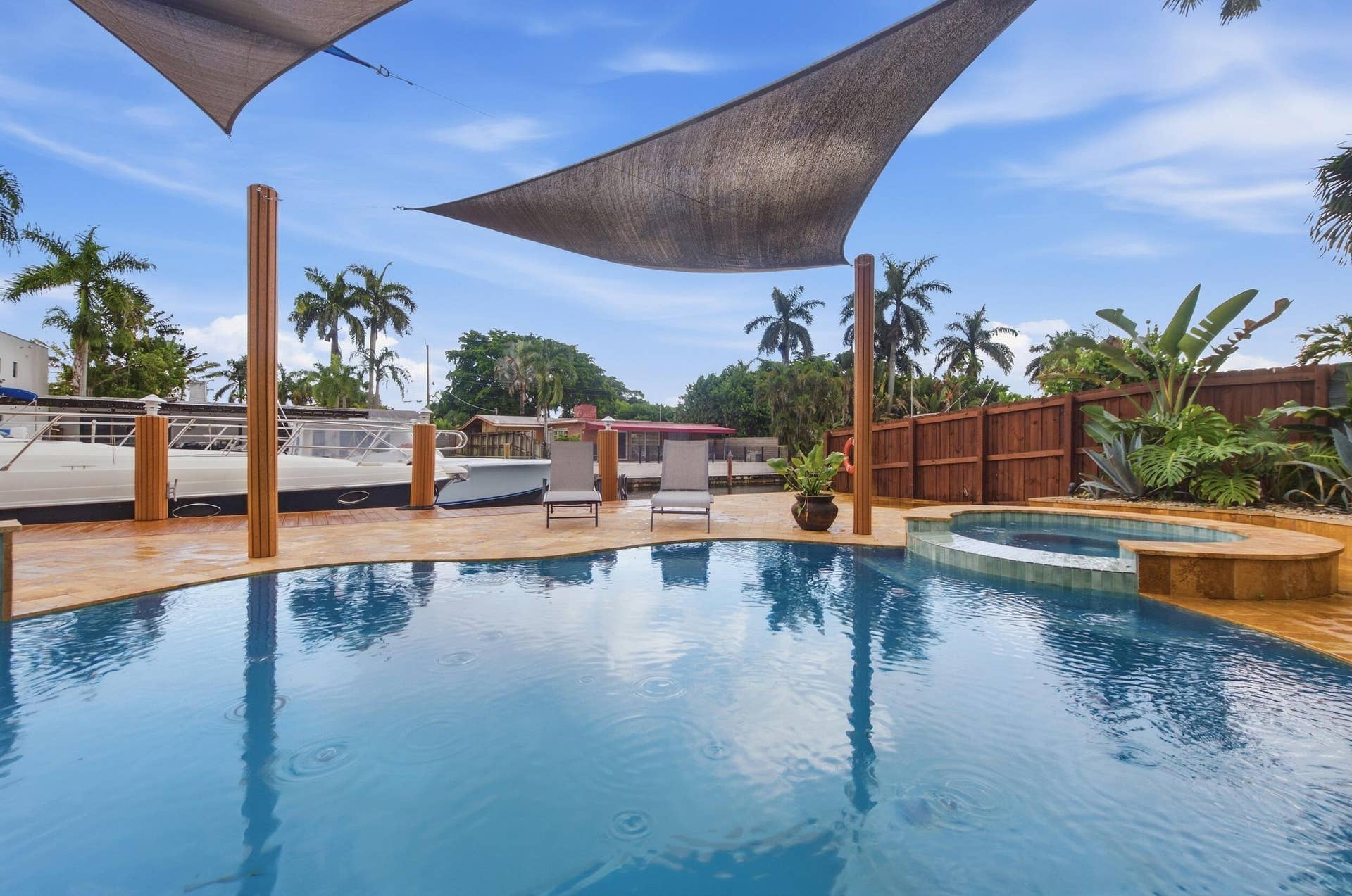 2496 BIMINI Lane, Fort Lauderdale, FL 33312 Free-form swimming pool with integrated spa