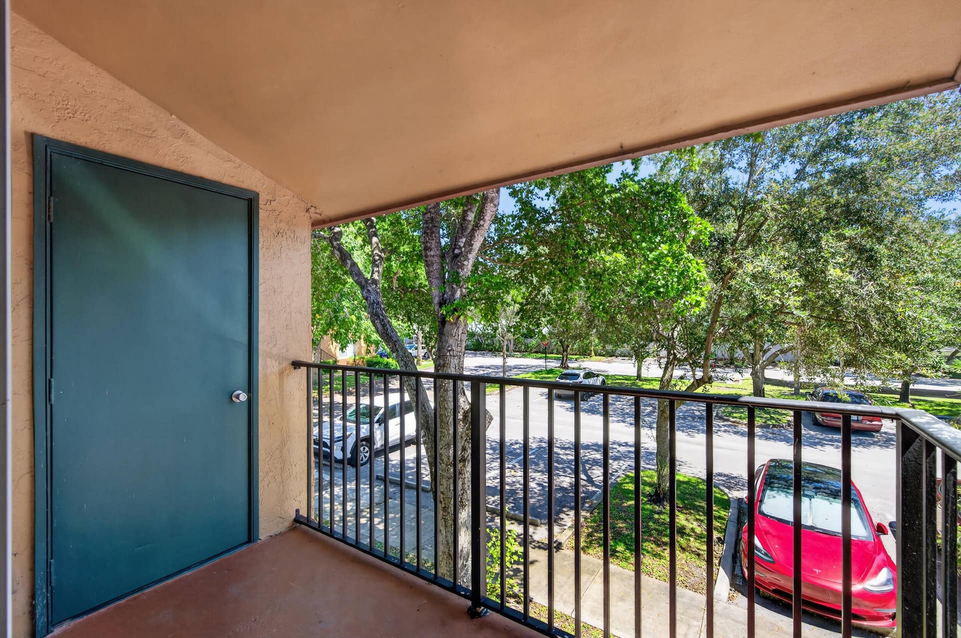 10717 Cleary Boulevard, #211, Plantation, Plantation, FL 33324 10717 unit 211-33
