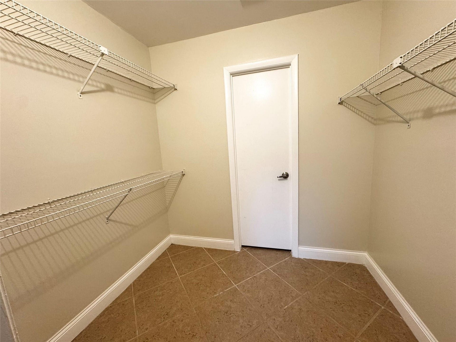 10717 Cleary Boulevard, #211, Plantation, Plantation, FL 33324 10717 unit 211-22