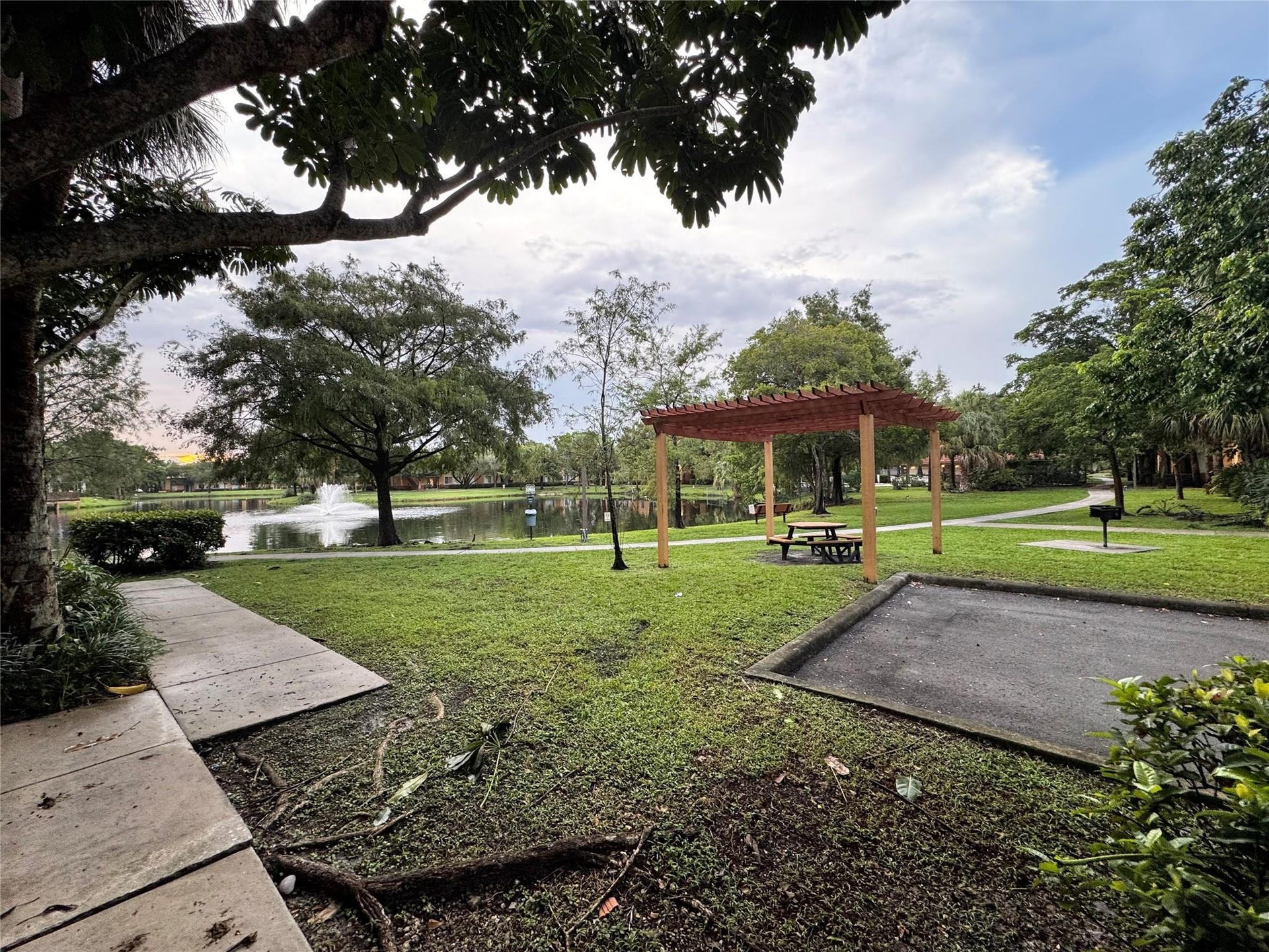 10717 Cleary Boulevard, #211, Plantation, Plantation, FL 33324 10717 unit 211-28