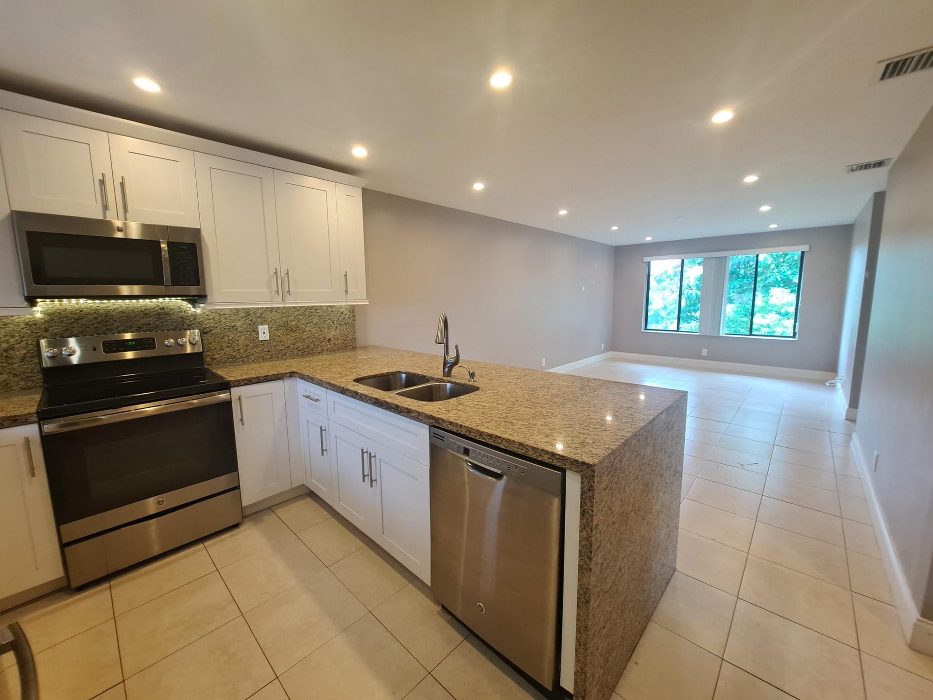 11441 NW 39 Court, #320-3, Coral Springs, Coral Springs, FL 33065 Photo 1
