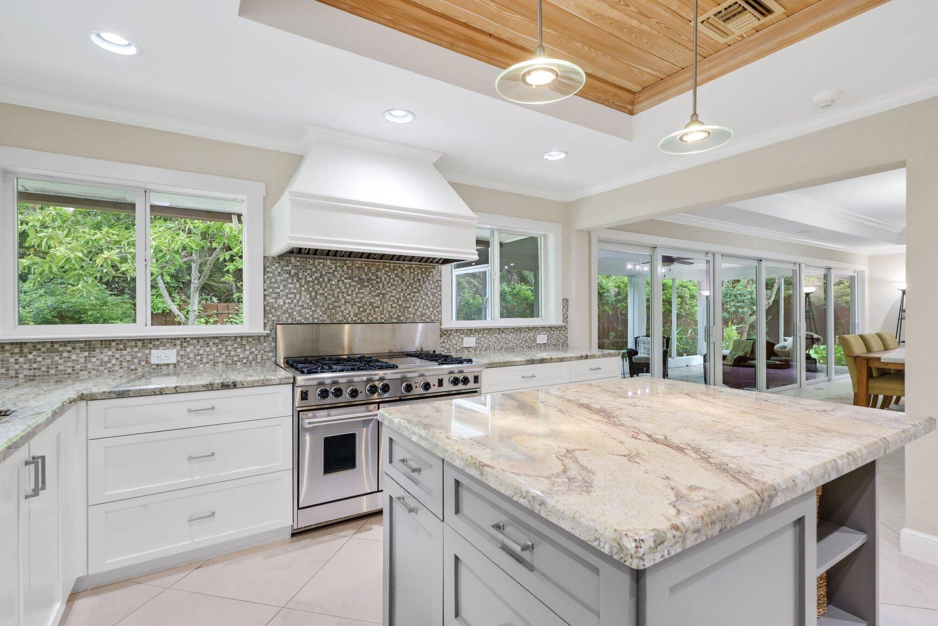 4535 Oak Tree Court, Delray Beach, FL 33445 Kitchen