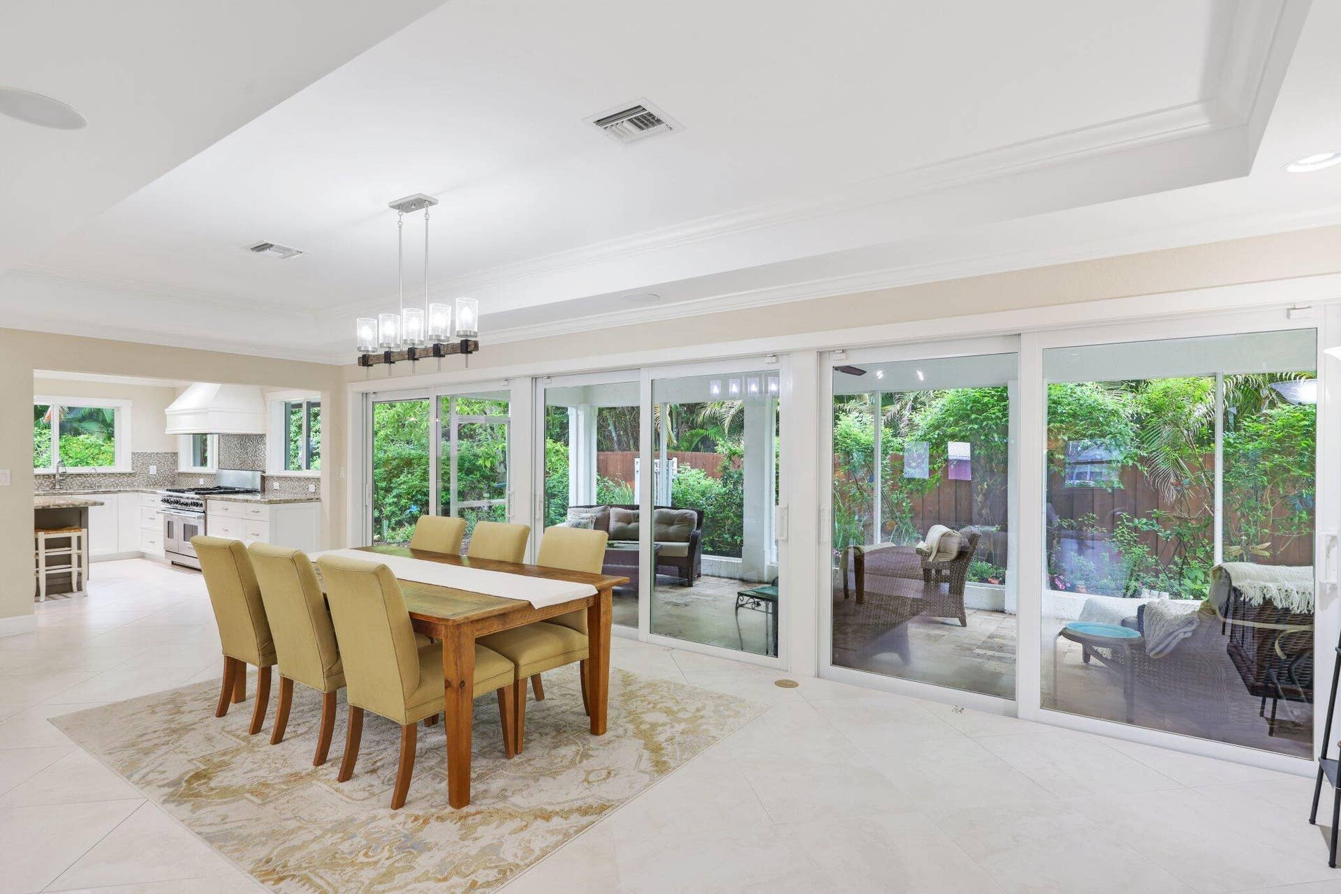 4535 Oak Tree Court, Delray Beach, FL 33445 Dining Area