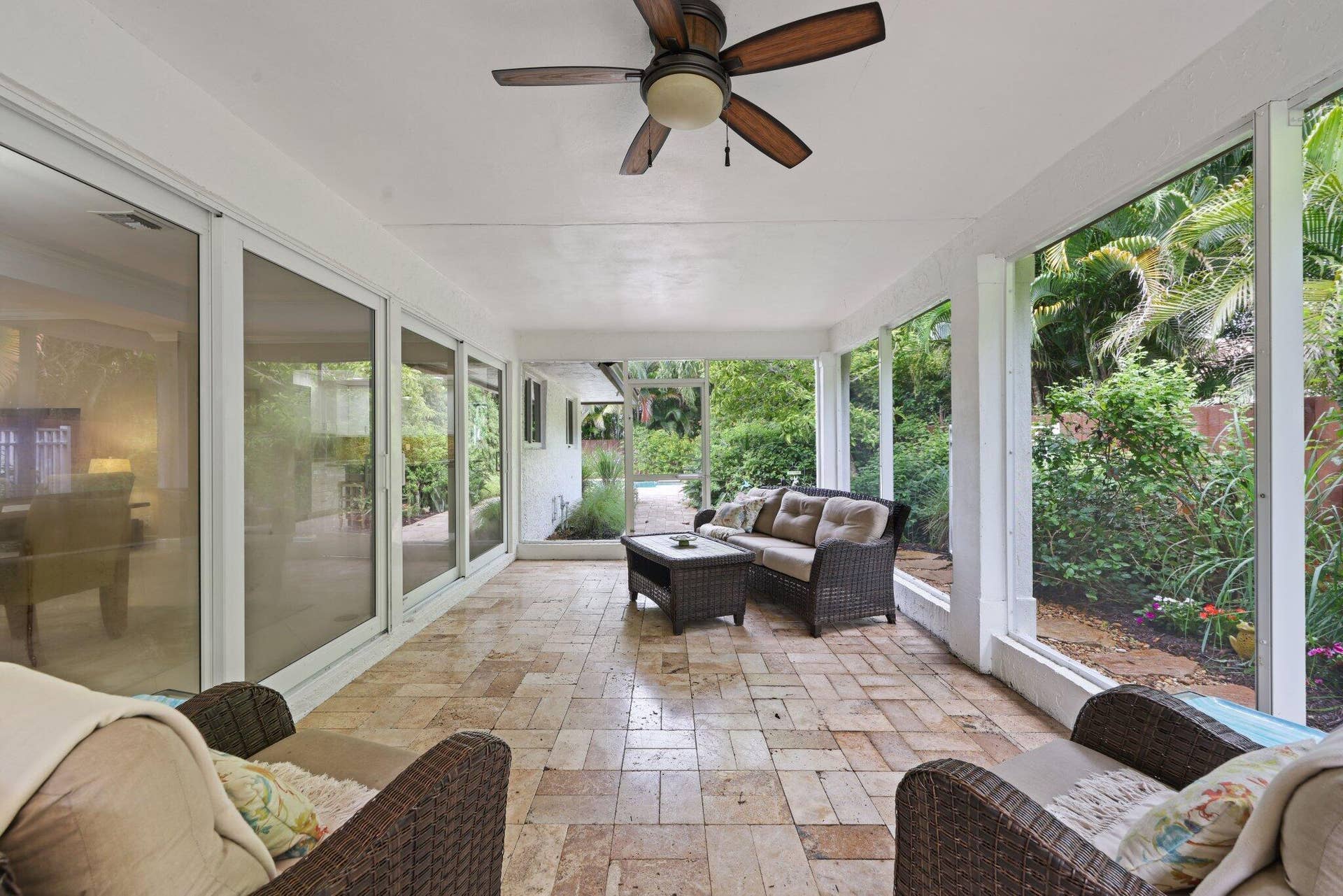 4535 Oak Tree Court, Delray Beach, FL 33445 Screened Patio