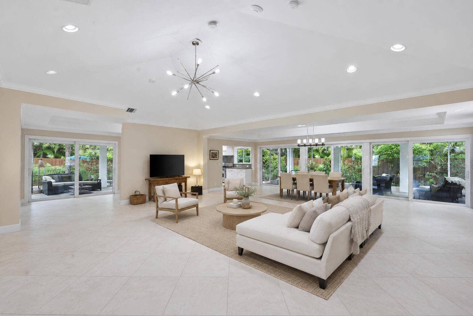 4535 Oak Tree Court, Delray Beach, FL 33445 ai staged