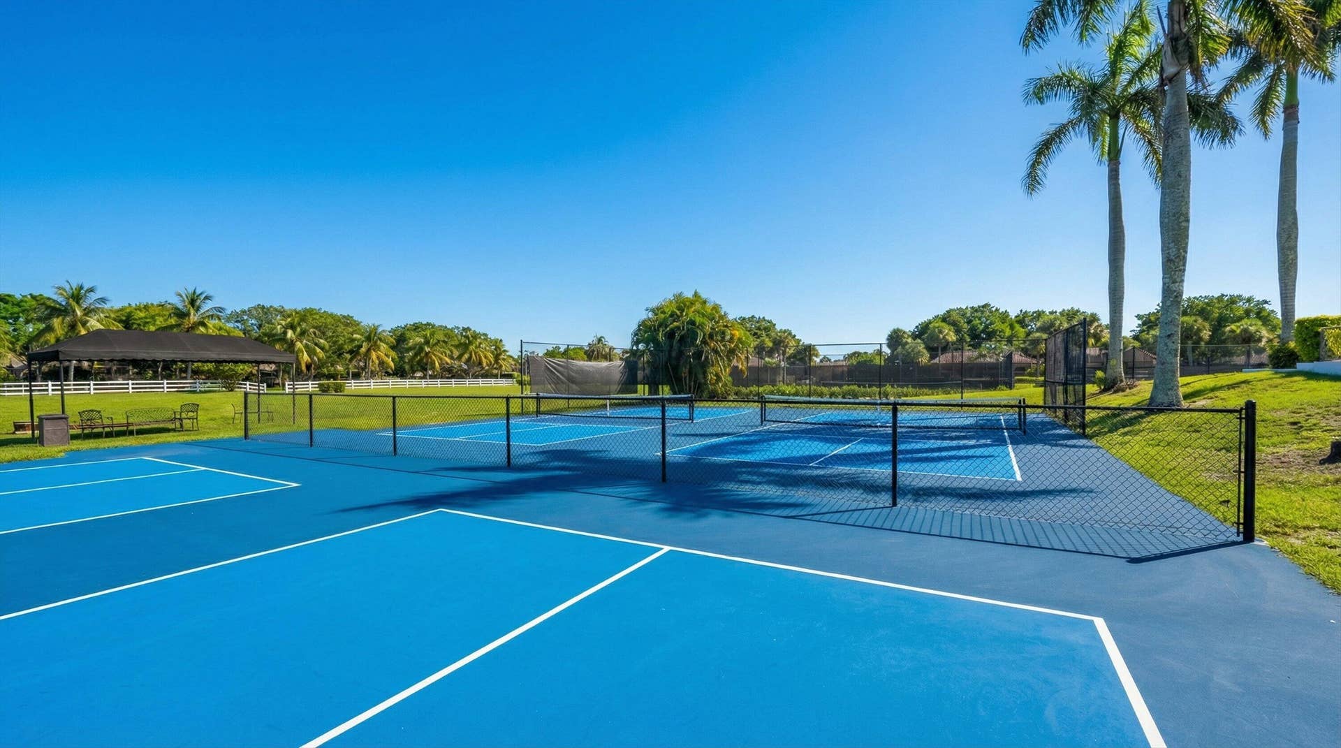 2443 Muir Circle, Wellington, FL 33414 52-2443 Muir Cir